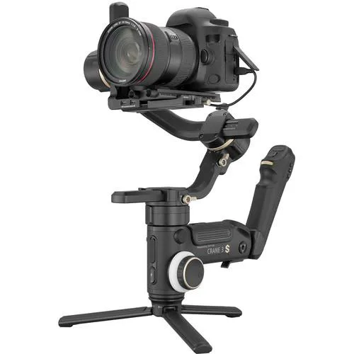 تصویر از پک کریتیو کرین ۳ اس Zhiyun-Tech CRANE 3S Creative Pack به صورت ایستاده از نمای مقابل