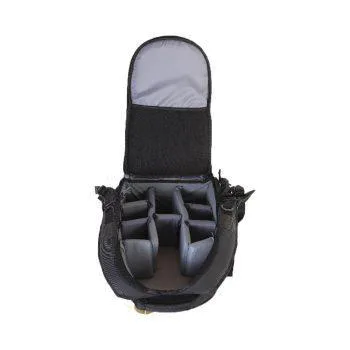 نمای داخلی کیف نیم کوله کانن مدل Canon half bag P601