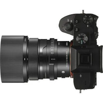 لنز Sigma 65mm F2.0 DG DN