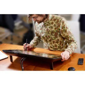 قلم نوری wacom cintiq pro 24