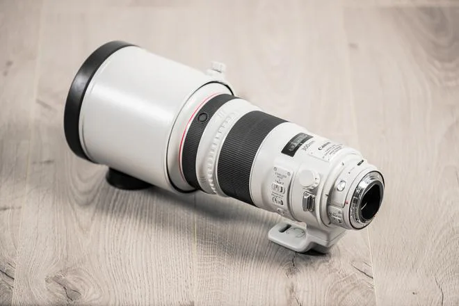 لنز کانن Canon EF 300mm f/2.8L IS II USM Lens