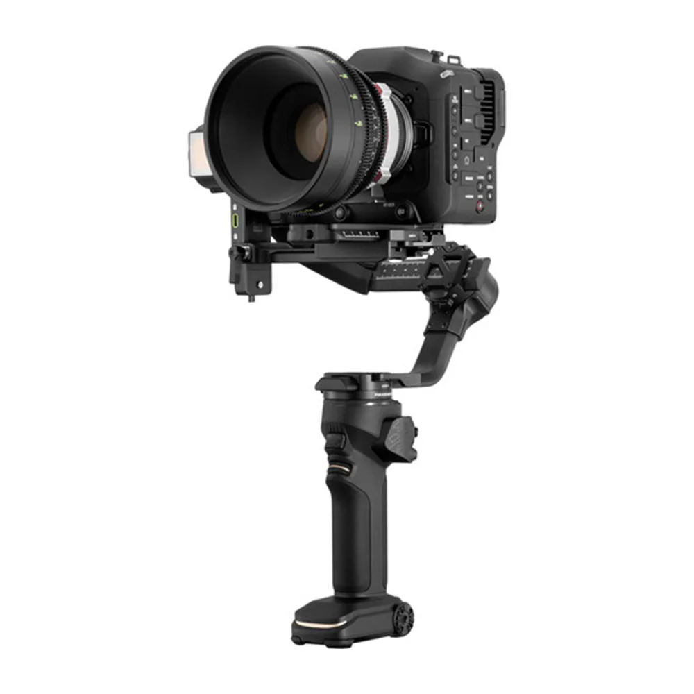 گیمبال دوربین ژیون کرین 4 Zhiyun CRANE 4 Gimbal به صورت ایستاده