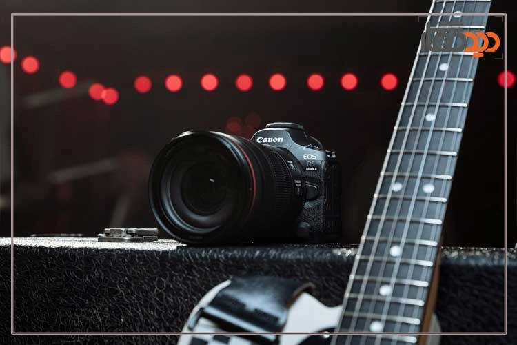 دوربین بدون آینه کانن Canon EOS R5 Mark II Mirrorless Camera و نمای جانبی