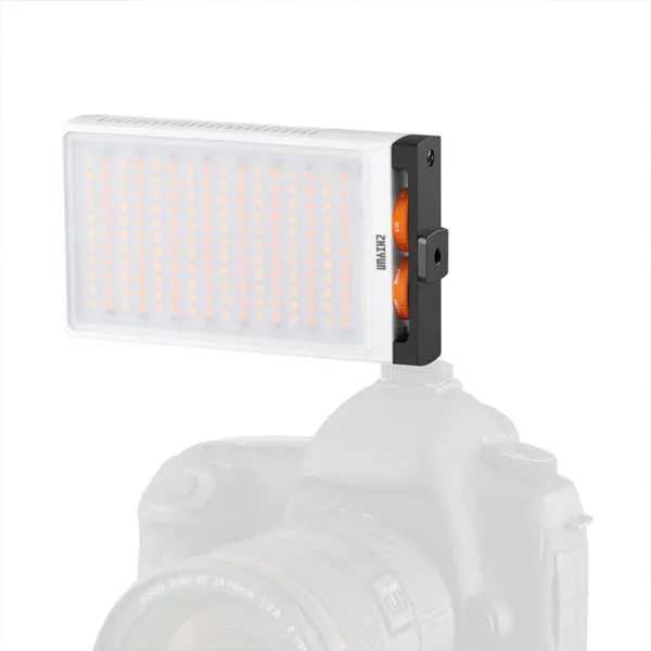 نور ال ای دی ژیون Zhiyun FIVERAY M40