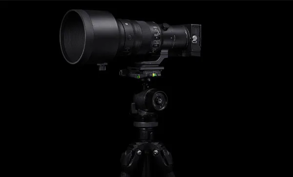 لنز سیگما Sigma 500mm f/5.6 DG DN OS Sports Lens (Sony E) از نمای جانبی
