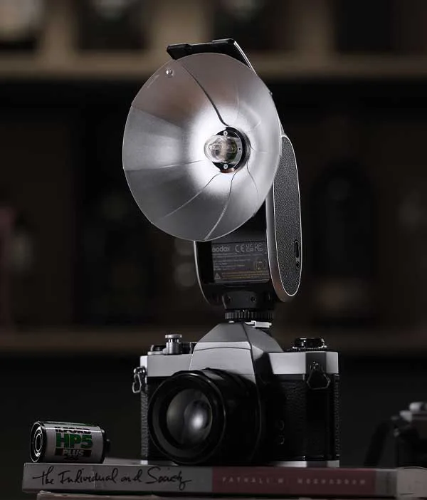 فلاش دوربین گودکس Godox Lux Senior Retro Camera Flash و نمای جانبی